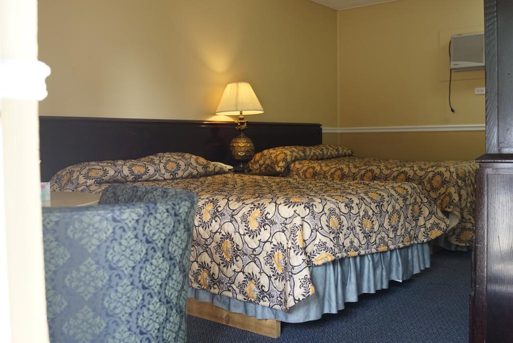 Motel Montreal Notre-Dame-de-l'Ile-Perrot Εξωτερικό φωτογραφία