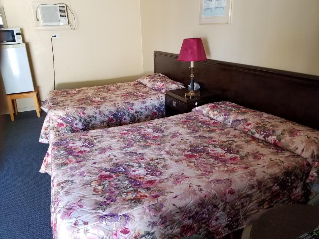 Motel Montreal Notre-Dame-de-l'Ile-Perrot Εξωτερικό φωτογραφία