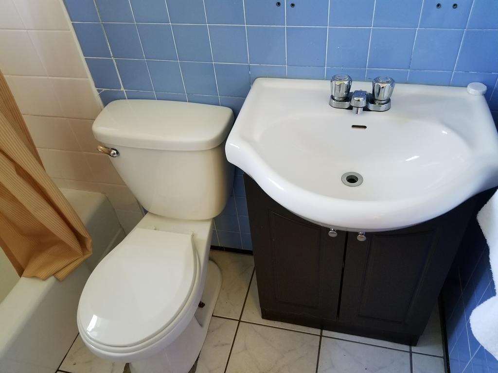 Motel Montreal Notre-Dame-de-l'Ile-Perrot Εξωτερικό φωτογραφία