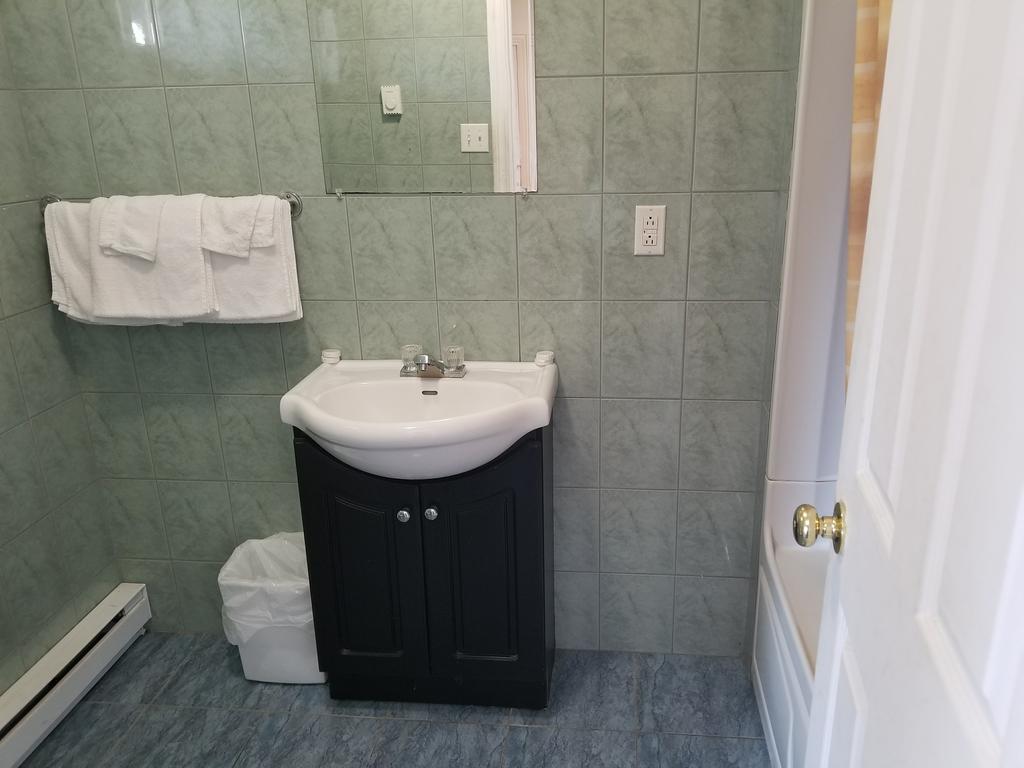 Motel Montreal Notre-Dame-de-l'Ile-Perrot Εξωτερικό φωτογραφία